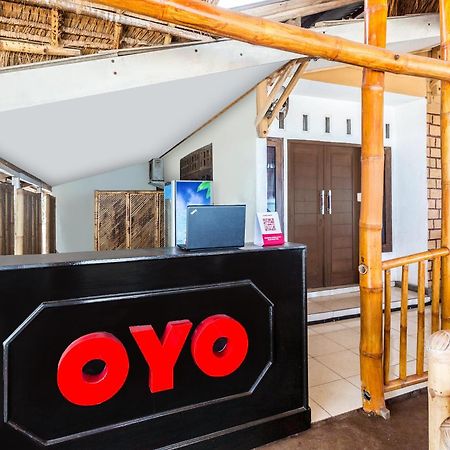 Palebah Oyo 1837 Telone Bungalow מראה חיצוני תמונה