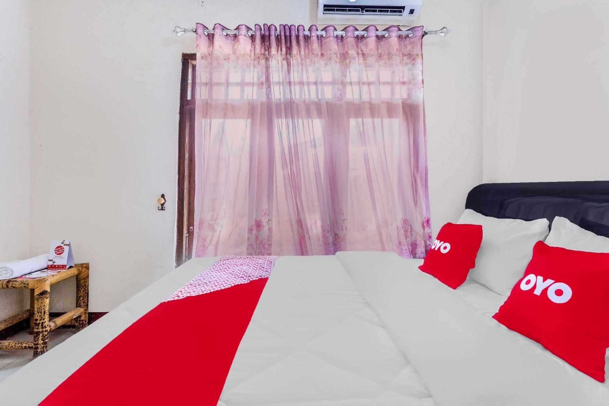 Palebah Oyo 1837 Telone Bungalow מראה חיצוני תמונה